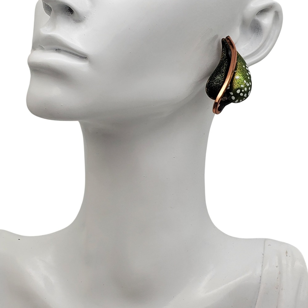 Matisse‎ Renoir Clip On Earrings Copper Green Enamel MCM Modernist Stylized Leaf